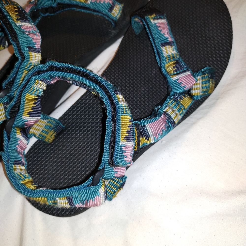teva original universal sandal Size 9 Women's 1003987.Tribal Aztec vibe - Picture 5 of 9